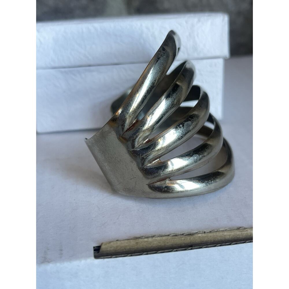 VTG Navajo Style Cuff Bracelet BELL TRADING Nickel Silver Five Band Southwest - Picture 8 of 13